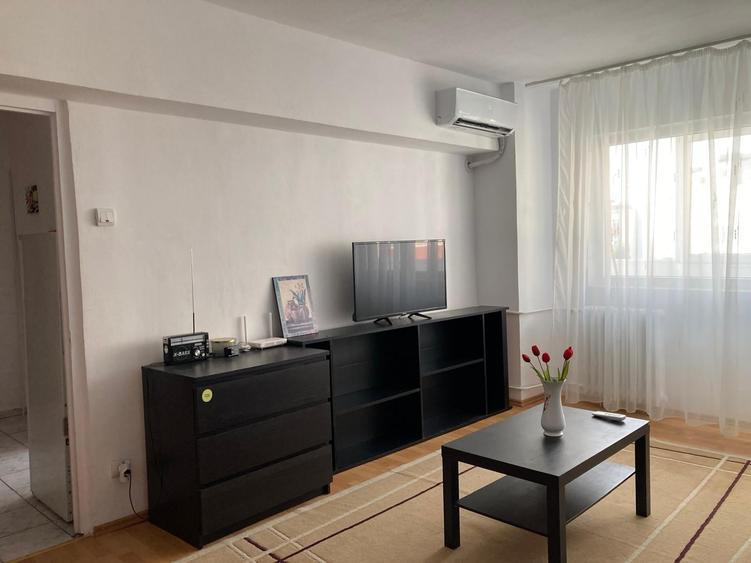 Apartament cu 2 camere semidecomandat în Brâncoveanu