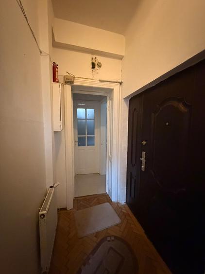 Apartament cu 2 camere semidecomandat în Dacia