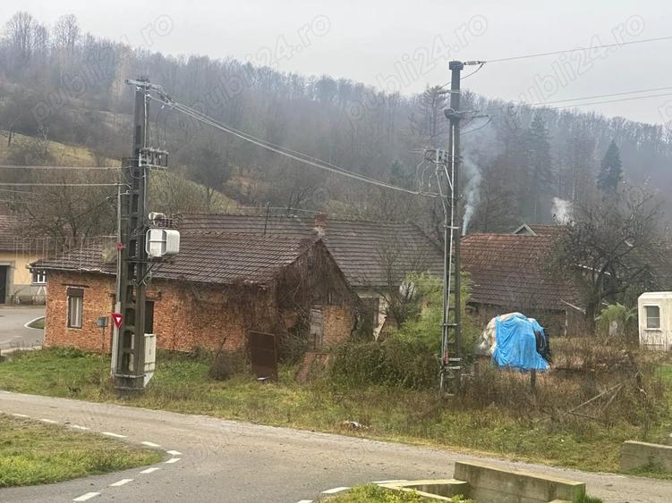 Casă cu Teren 2877 Mp în Zolt
