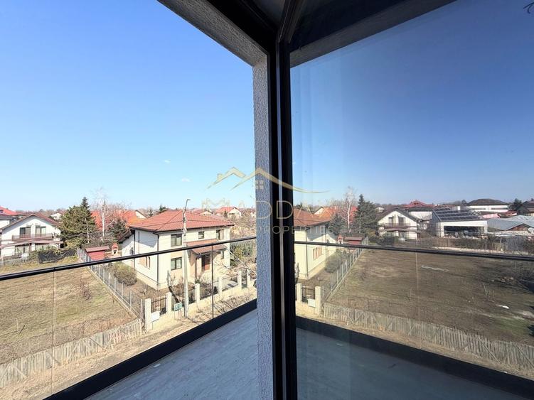 Casă cu 6 camere cu Canalizare în Tunari