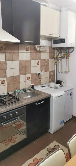 Garsonieră decomandată în Central