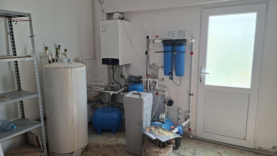 Casă cu 6 camere cu Teren 550 Mp în Corbeanca