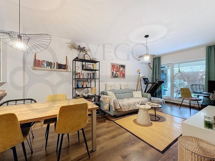 Apartament cu 2 camere semidecomandat, mobilat în Gheorgheni