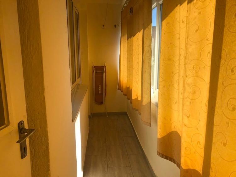 Apartament cu 2 camere semidecomandat, mobilat în Ostroveni