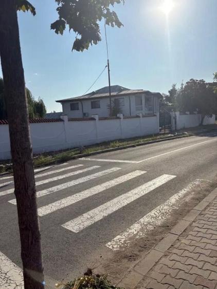 Casă cu 4 camere în Mândrești-Munteni