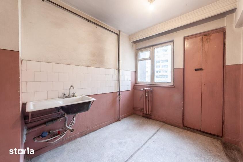 Apartament cu 3 camere decomandat în Negru Vodă