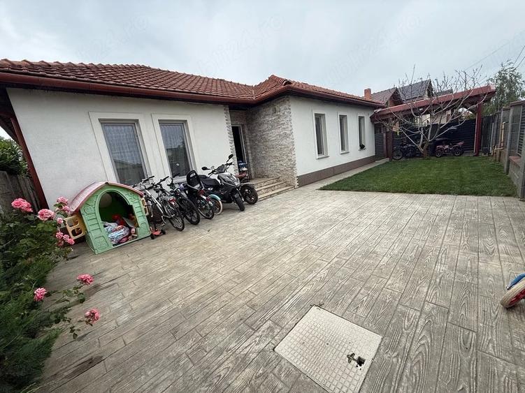 Vand casa individuala - 1