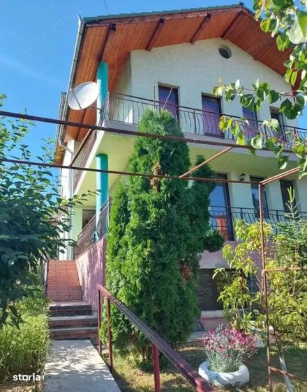 Apartament cu 3 camere, mobilat în Dâmbul Rotund