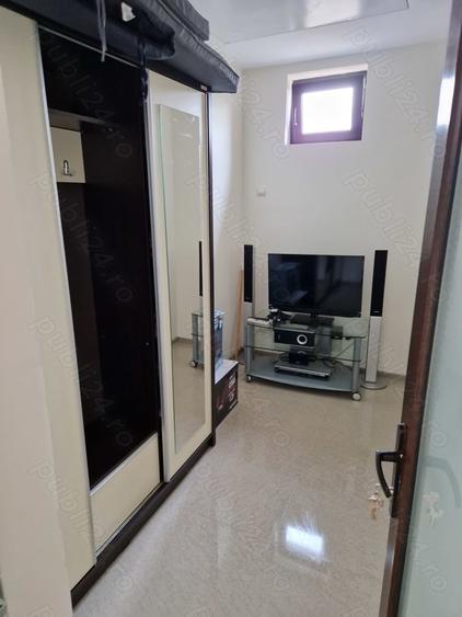 Casă cu 2 camere cu Teren 850 Mp în Central