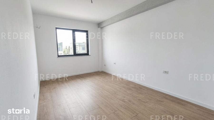 Casă cu 4 camere cu Teren 300 Mp în Tunari