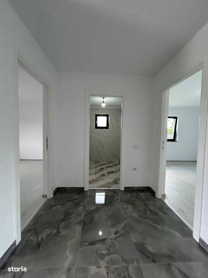 Casă cu 4 camere cu Teren 700 Mp în Central
