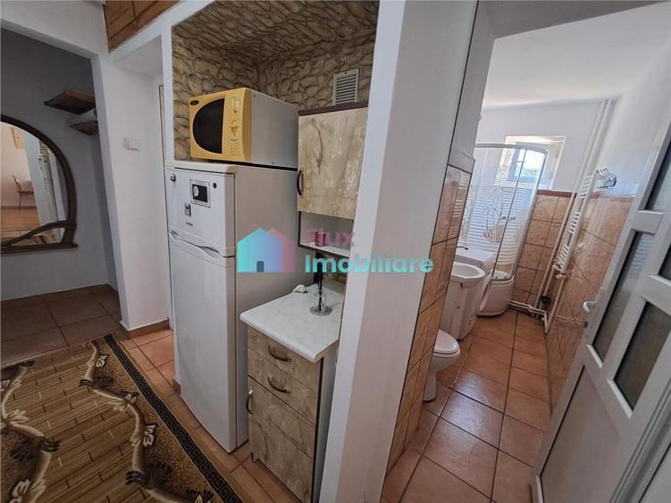 Apartament cu 2 camere nedecomandat în George Enescu