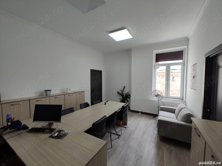 Spațiu comercial, de 54 mp, în Central