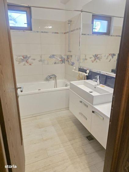 Apartament cu 3 camere în Polonă