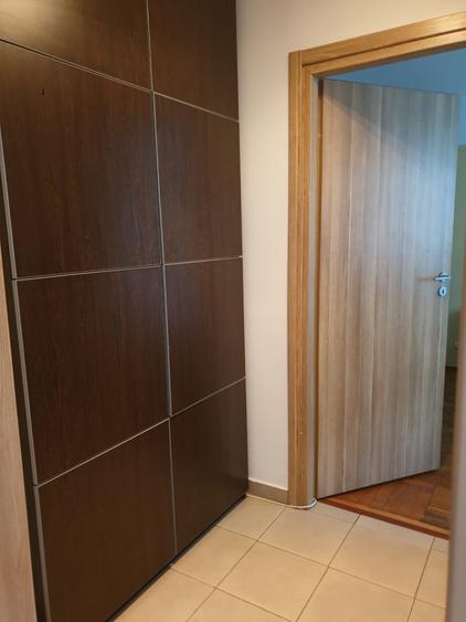 Apartament cu 2 camere semidecomandat în Vatra Luminoasă