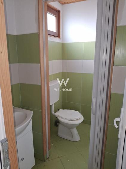 Casă individuală cu 15 camere cu Canalizare în Bazna