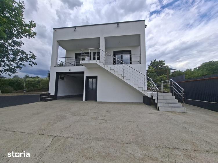 Casă cu 4 camere cu Teren 1050 Mp în Miroslava