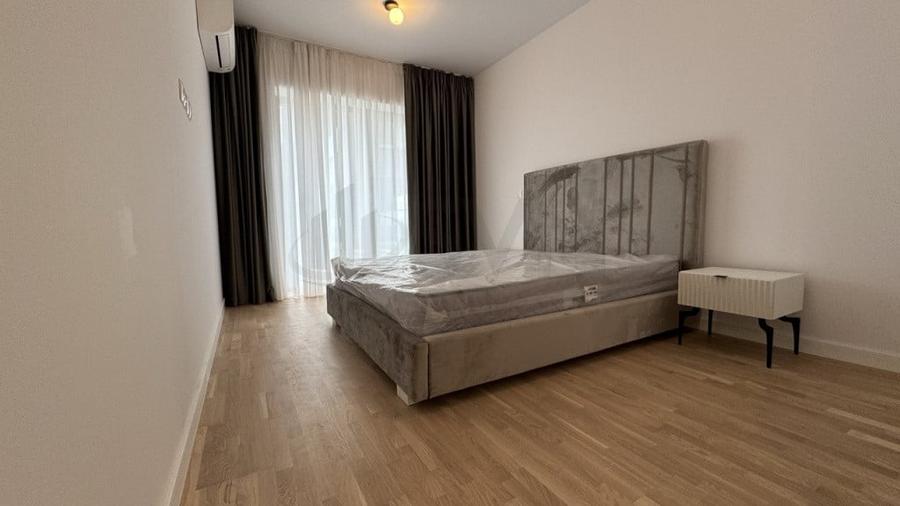 Apartament cu 2 camere decomandat în Sisești