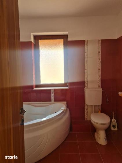 Apartament cu 7 camere în Ștefănești