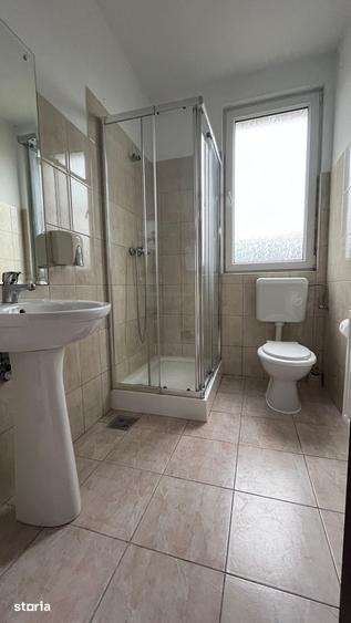 Apartament cu 3 camere în Astra
