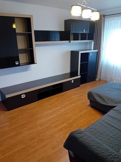 Apartament cu 2 camere decomandat în Sebastian