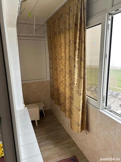 Apartament cu 3 camere decomandat în Crângași