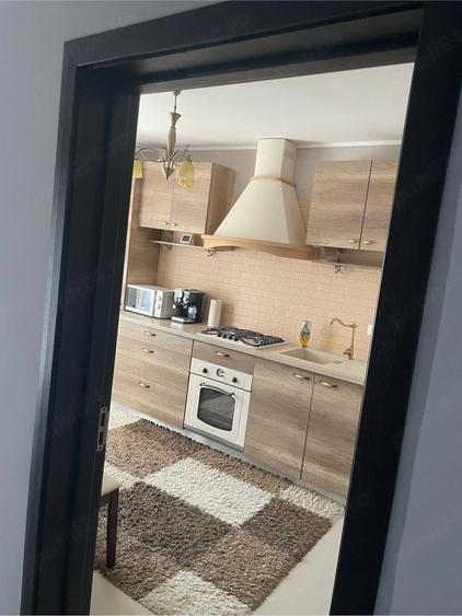 Casă cu 3 camere cu Teren 200 Mp în Central