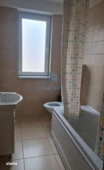 Casă cu 4 camere în Ghencea