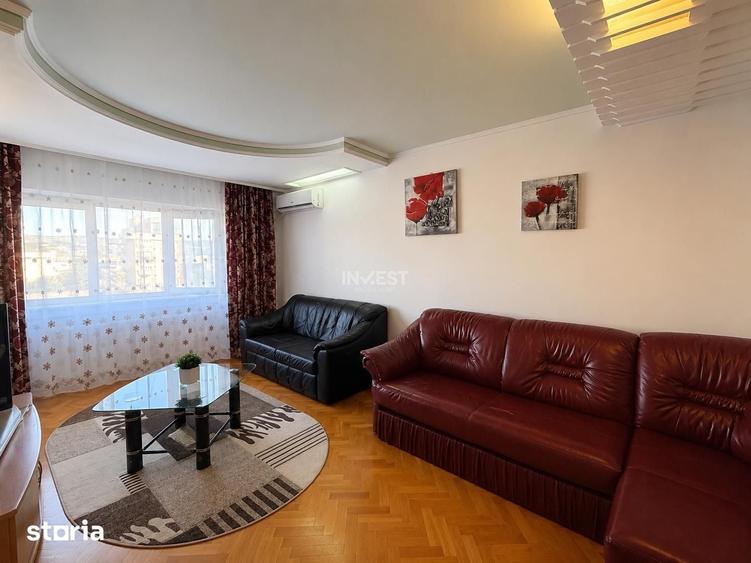 Apartament cu 3 camere decomandat în Nicolina