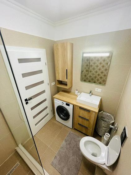 Apartament cu 3 camere decomandat, mobilat în Alfa