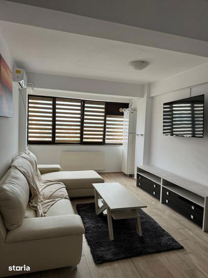 Apartament cu 3 camere decomandat, mobilat în Baza 3