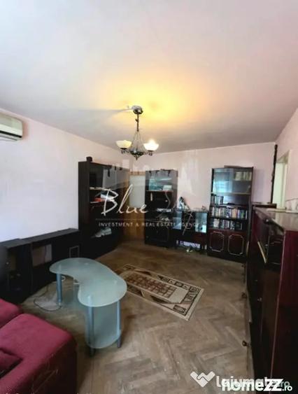 Apartament cu 3 camere semidecomandat în Tăbăcărie