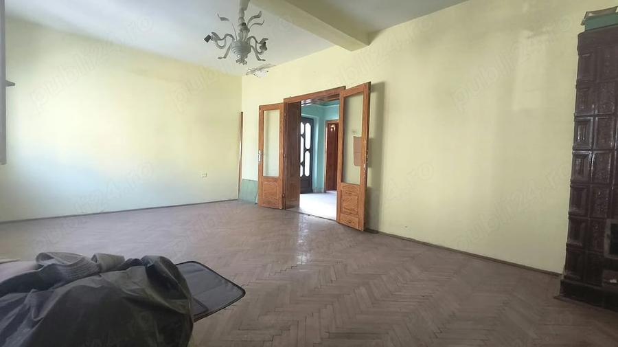 Casă cu 3 camere cu Teren 212 Mp în Ultracentral