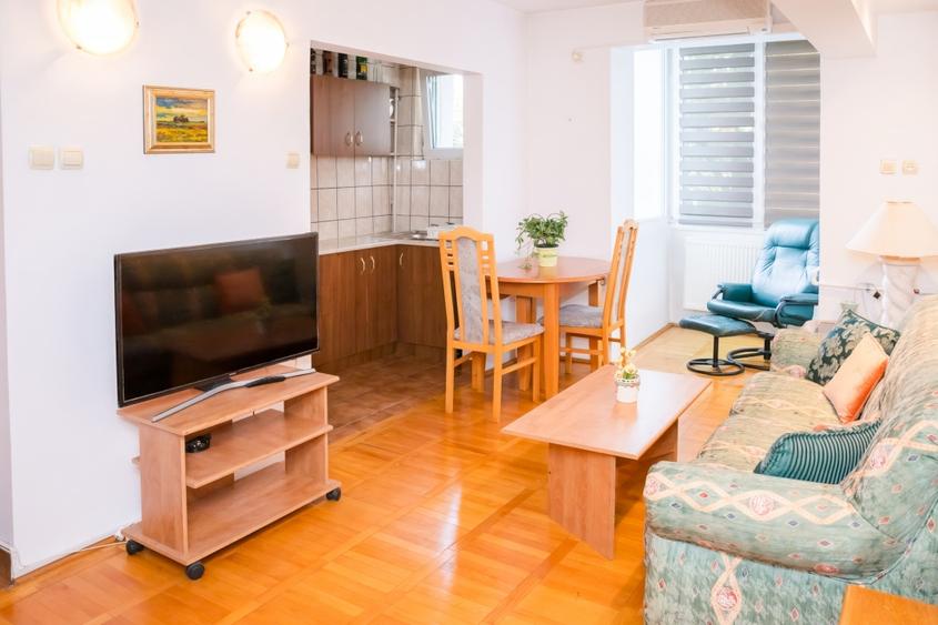 Apartament cu 2 camere semidecomandat în Floreasca