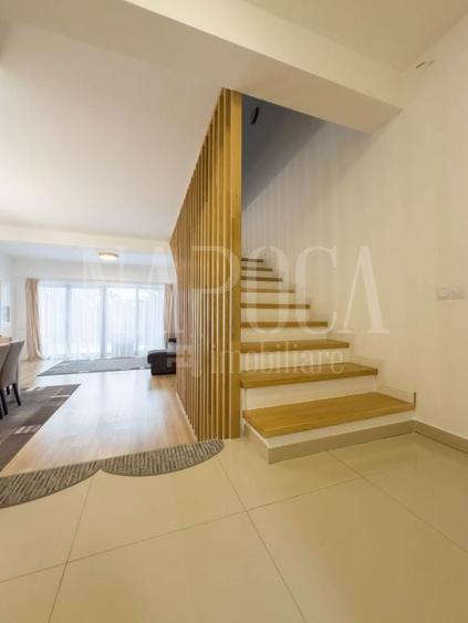 Duplex cu 4 camere cu Canalizare în Europa