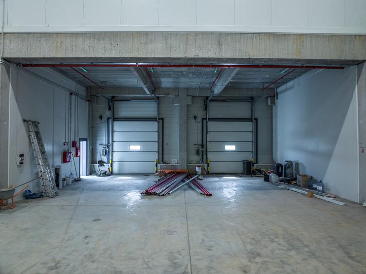 Spațiu industrial, de 27 mp, în Exterior Est