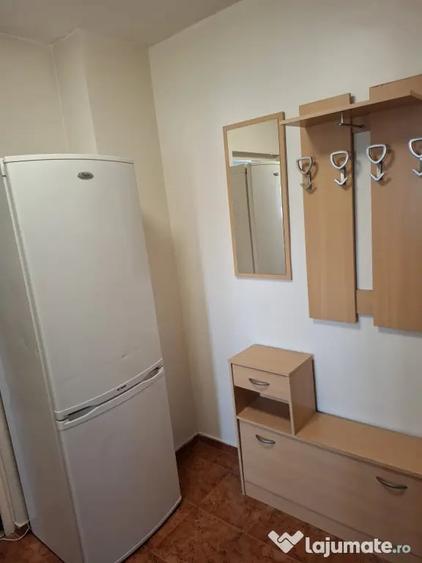 Inchiriez apartament 2camere Titan - 3