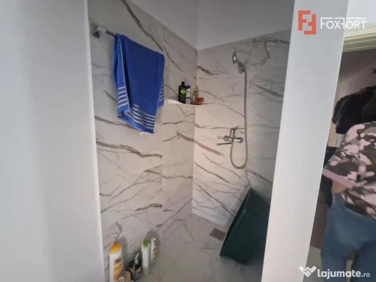 Casă cu 7 camere cu Teren 1439 Mp în Nord