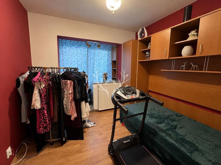 Apartament cu 4 camere decomandat în Apahida