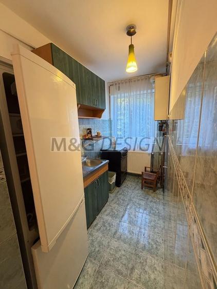 Apartament cu 3 camere semidecomandat în Șagului