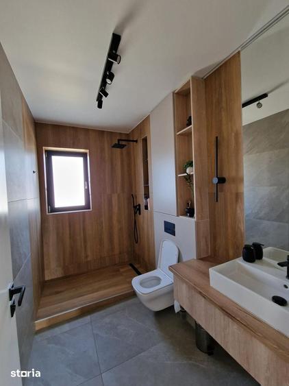 Casă cu 3 camere cu Teren 508 Mp în Crișeni