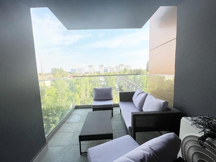 Apartament cu 2 camere semidecomandat, mobilat în P-ta Presei Libere