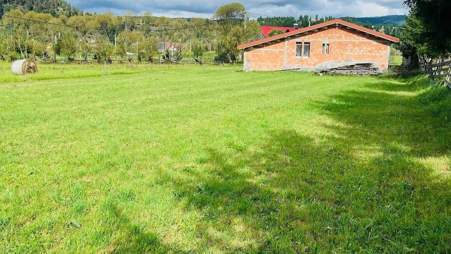 Casă cu 2 camere în Plopiș