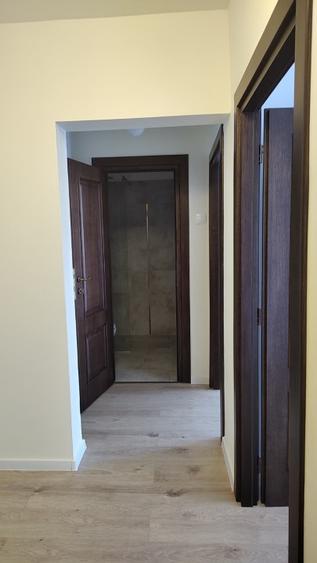 Apartament cu 4 camere semidecomandat în Ștefan cel Mare