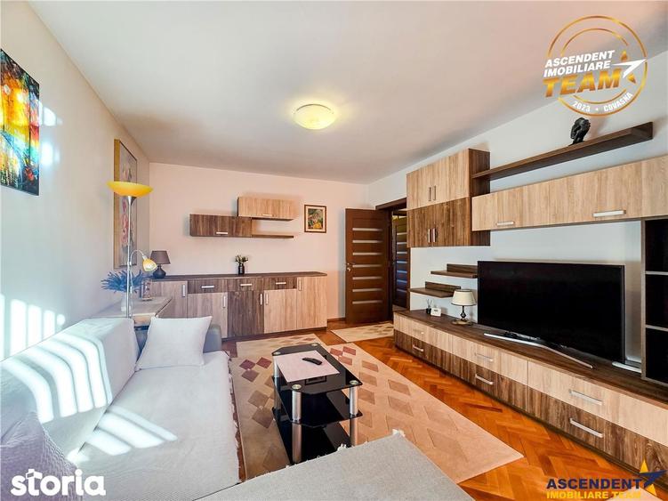 Apartament cu 3 camere, mobilat în Simeria