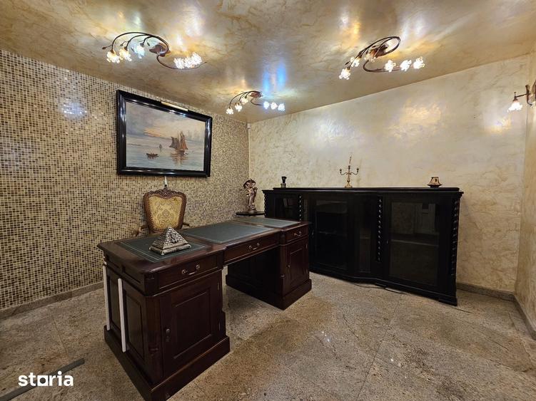 Spațiu comercial, de 100 mp, în Central