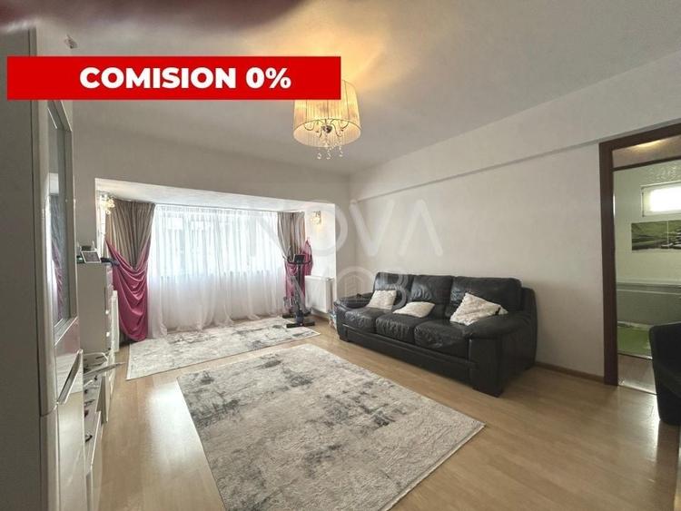 Apartament cu 3 camere semidecomandat în Turnișor