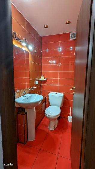 Apartament cu 3 camere decomandat în Berceni