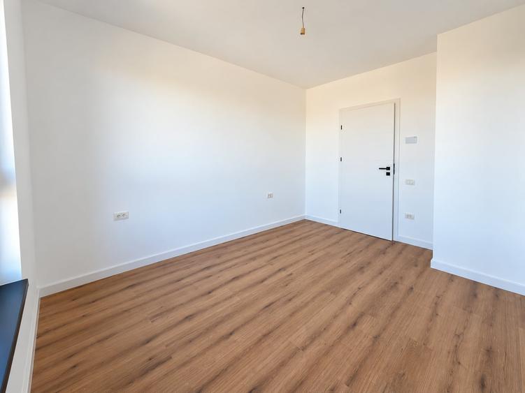 Apartament cu 2 camere decomandat în Aradului