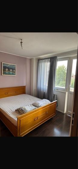 Apartament cu 4 camere decomandat în Paleu